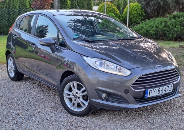 Ford Fiesta cena 27900 przebieg: 129488, rok produkcji 2015 z Poznań małe 211